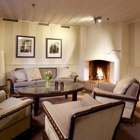 Hammer Hotel
