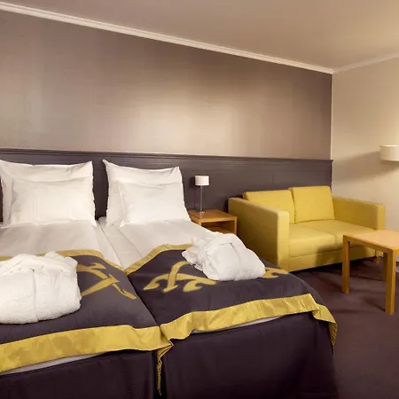 Hammer Hotel