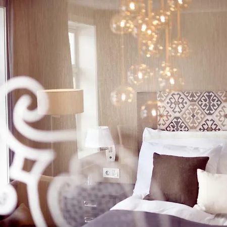 Hammer Hotel