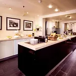 Hammer Hotel 4*